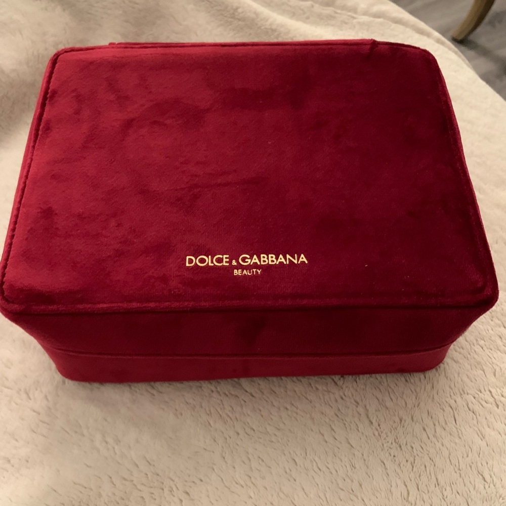 Dolce & Gabbana make up bag